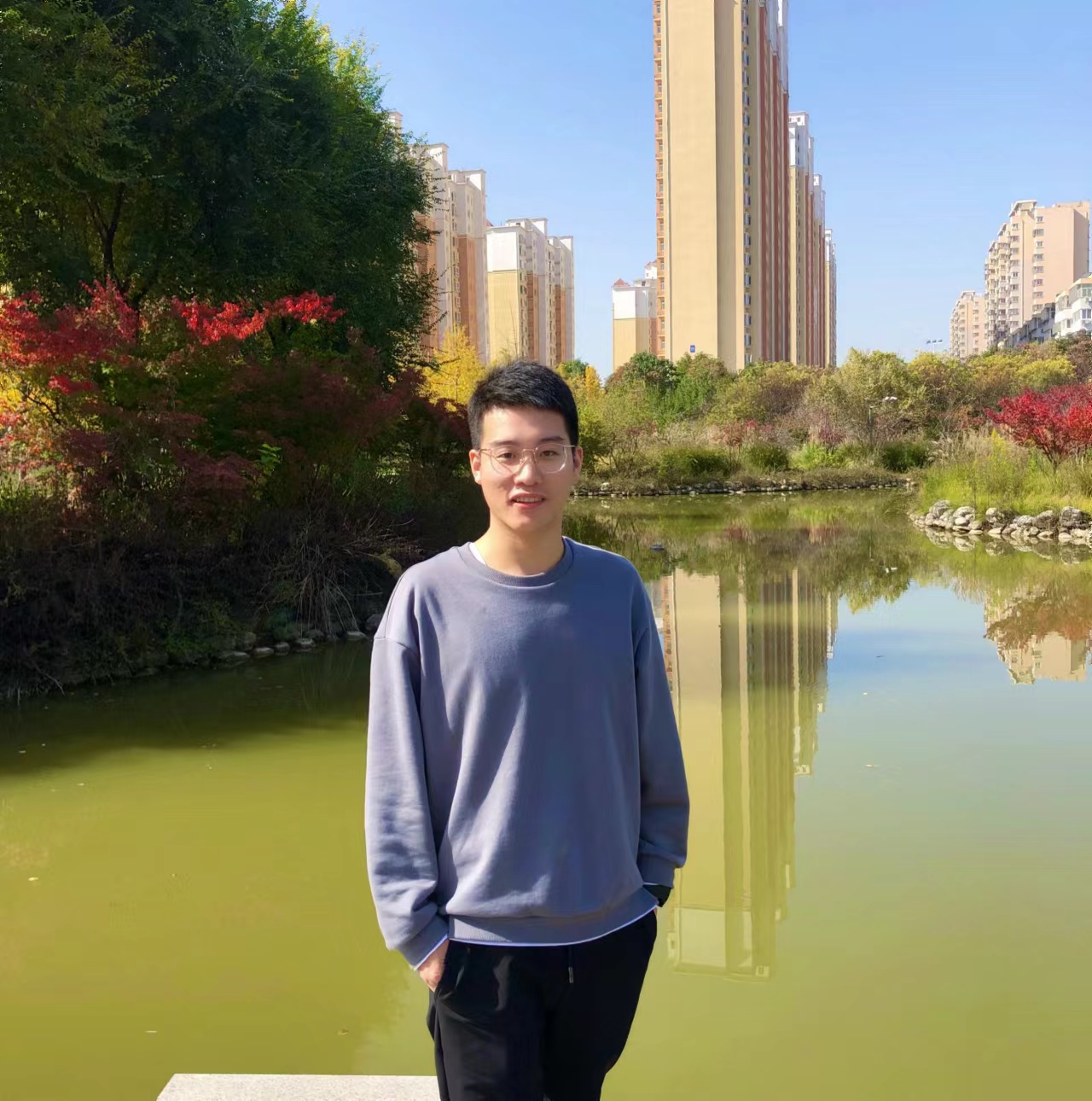 张亮.png