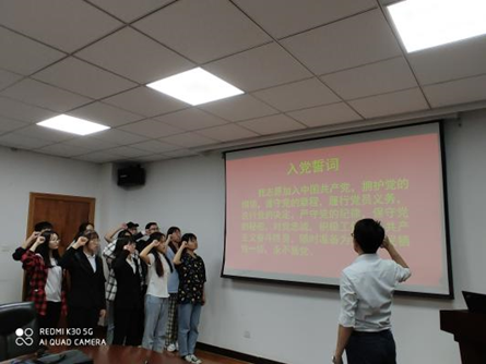 b41585e15d924771a43c7a090ead287f.png b41585e15d924771a43c7a090ead287f.png