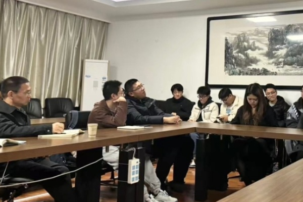 Screenshot_2024-11-27-21-29-35-509_com.tencent.mo_副本.jpg
