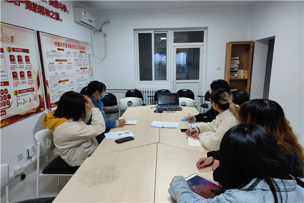 e2c058ce9396480bb2e7164f1cda2baa.jpg 本科食安第四党支部第六周政治理论学习照片.jpg