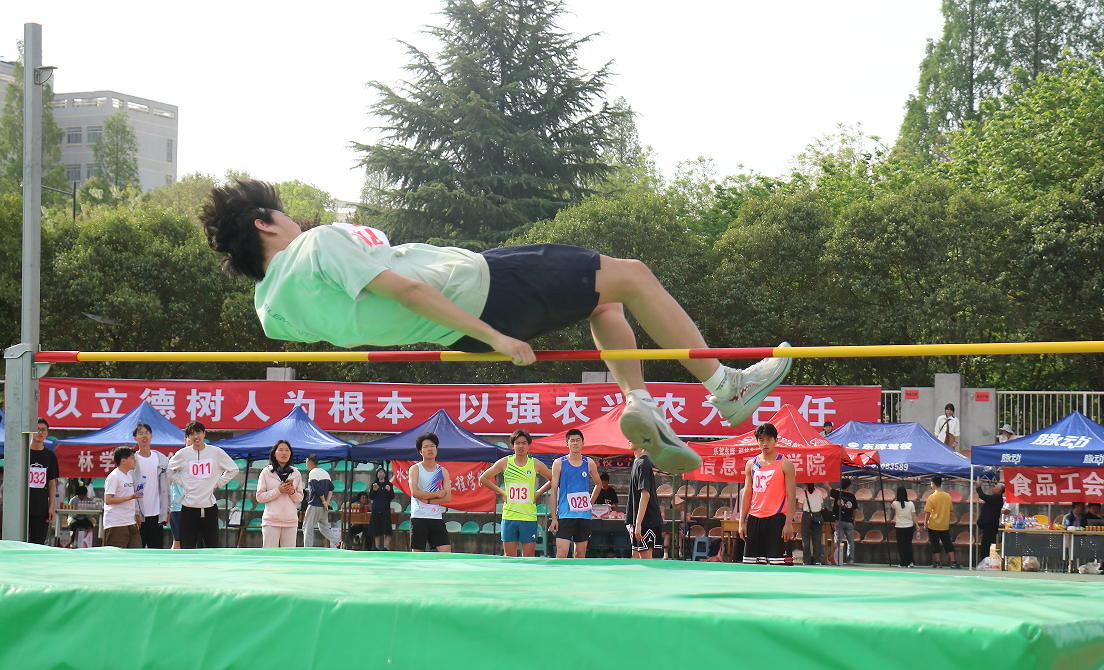 QQ20250422-100622.png