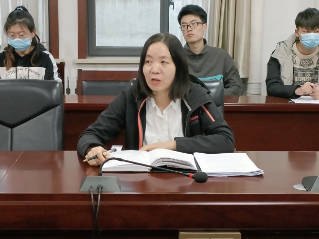6a5da87191304b7c9edf587cb549c058.jpg 副经理李巨秀主持会议---123.jpg