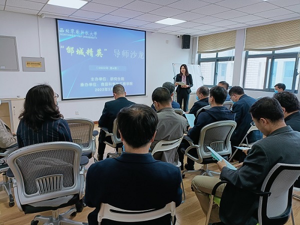 fc652b507cea473da1e7dc738da18d14.jpg 副经理李巨秀主持会议.jpg