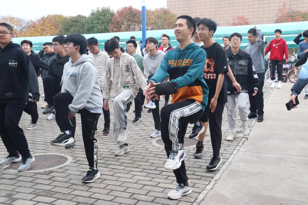 8e151db1325f4e11823bcfcd09501158.jpg QQ图片20230403180230.jpg